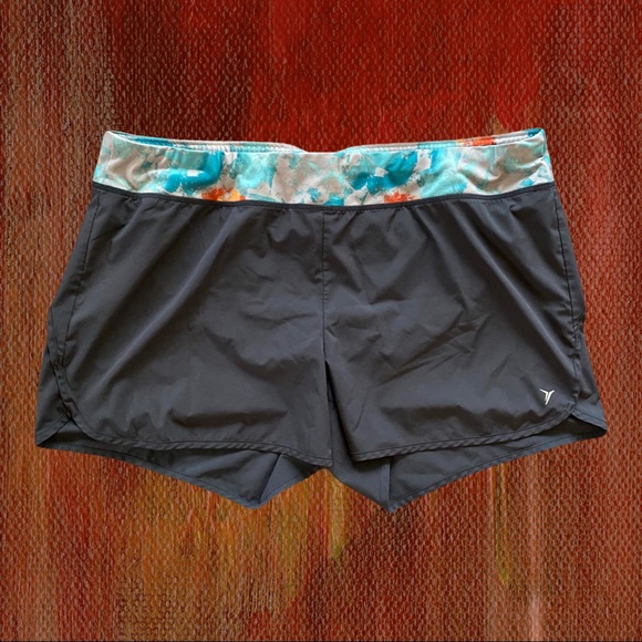 Old Navy Pants - OLD NAVY Women’s Athletic Shorts